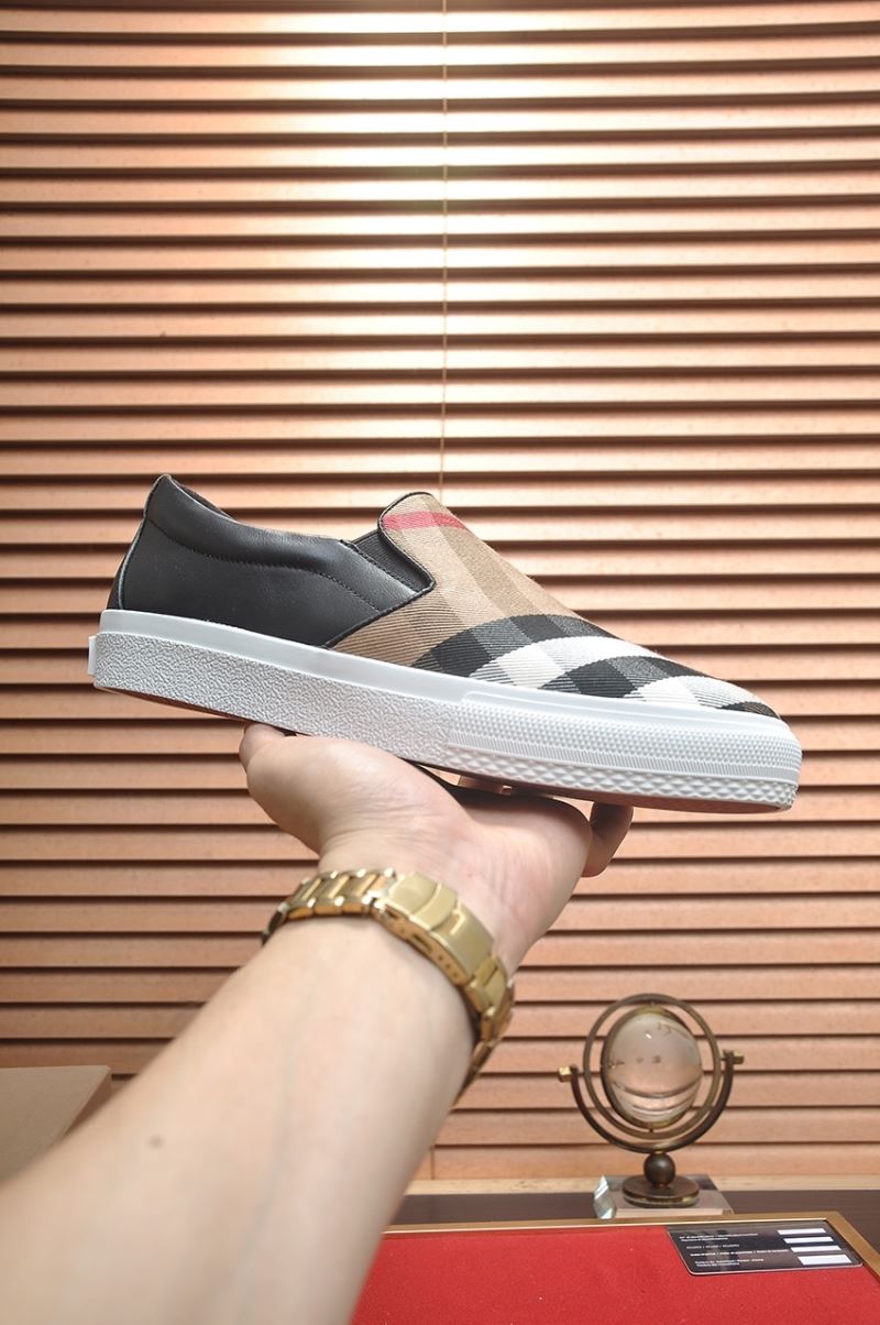 Burberry Low Shoes